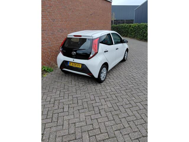 Toyota AYGO 1.0 VVT-i x-fun