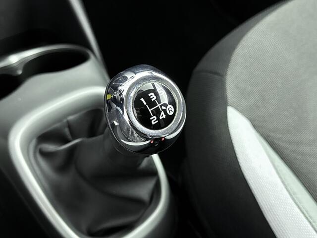 Toyota AYGO 1.0 VVT-i x-nav | Airco | Parkeercamera | Mistlampen | Metaallak |