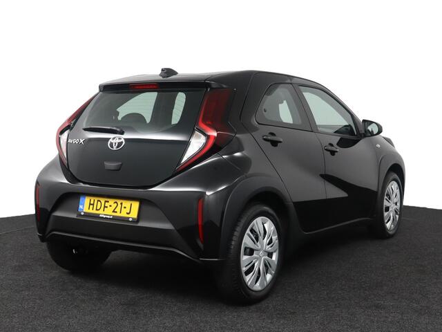 Toyota AYGO X 1.0 VVT-i MT Play | Airco | Apple carplay / Android auto | Adaptieve Cruise control |