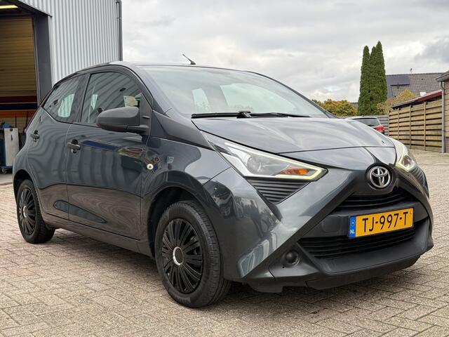 Toyota AYGO 1.0 VVT-i x-fun | BLUETOOTH | AIRCO | BOVAG GARANTIE |
