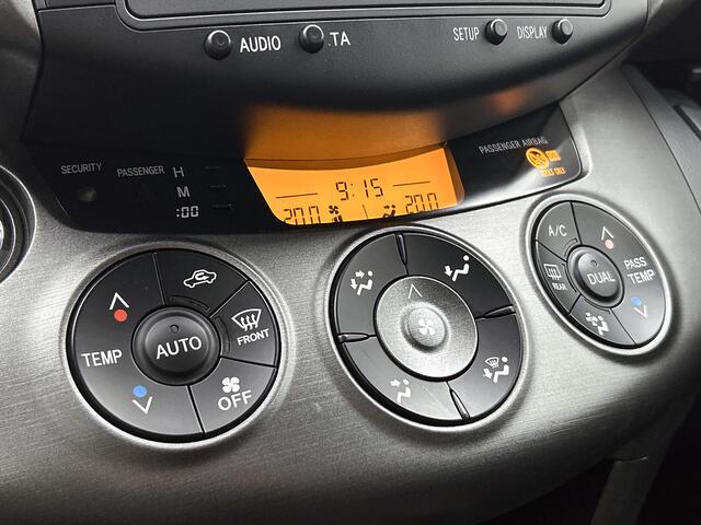 Toyota AYGO 1.0 VVT-i x-fun | Mooi lage km stand |