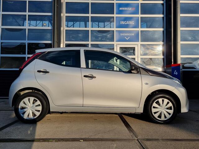Toyota AYGO 1.0 VVT-i x-fun 5-DEURS / AIRCO / LED / BLUETOOTH