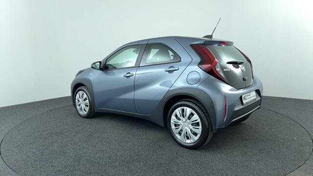 Toyota AYGO X 1.0 VVT-i MT Play