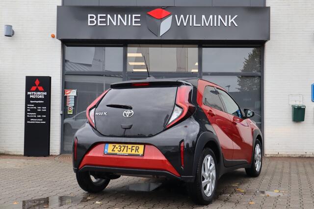 Toyota AYGO 1.0 VVT-i MT First Editon