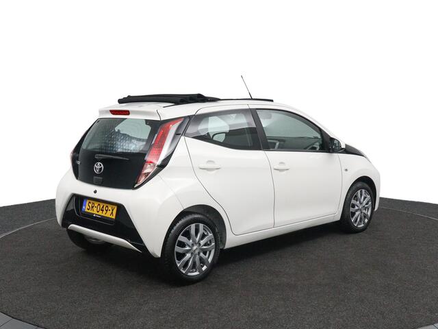 Toyota AYGO 1.0 VVT-i x-wave | Cabrio | Lichtmetalen Velgen | Airco |