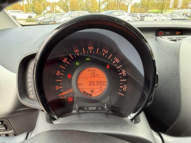 Toyota AYGO 1.0 VVT-i x-sport | Camera | Navi