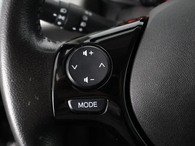 Toyota AYGO 1.0 VVT-i X-Play | Camera | Airco | Dealer onderhouden