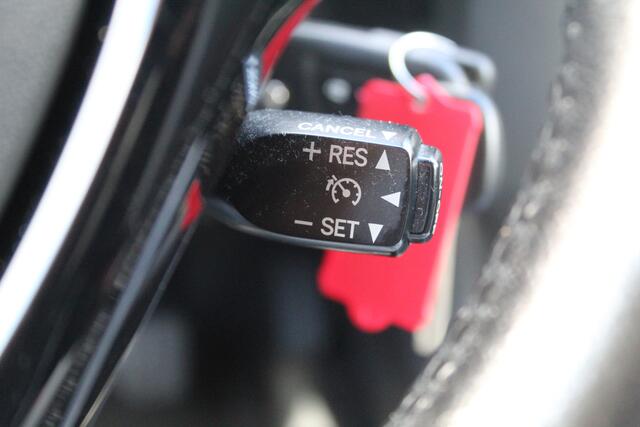 Toyota AYGO 1.0 VVT-i x-play//Camera//Navi!