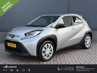 toyota-aygo-x-1.0-vvt-i-mt-play---d