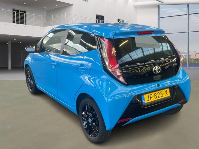 Toyota AYGO 1.0 VVT-i x-cite, 1e Eig! Camera! Lm Velgen! VERWACHT!!