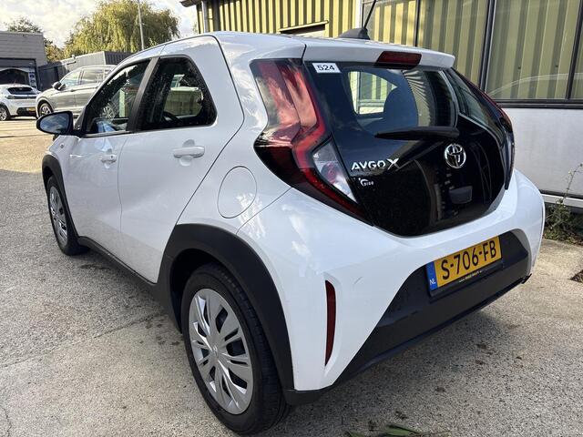 Toyota AYGO X 1.0 VVT-i MT Play | Apple Carplay & Android Auto | Adaptive Cruise Control | Cruise control