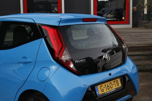 Toyota AYGO 1.0 VVT-i x-play