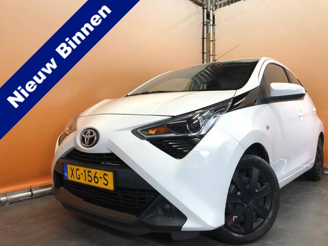 Toyota AYGO 1.0 VVT-i x-play navigatie | achteruitrijcamera