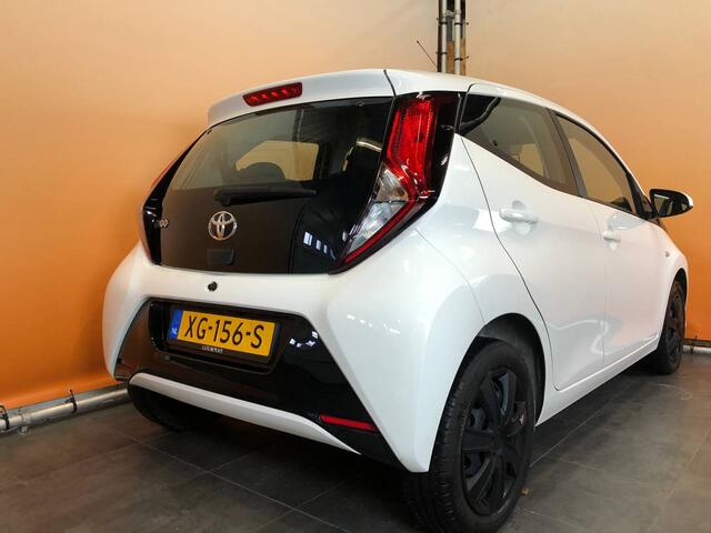 Toyota AYGO 1.0 VVT-i x-play navigatie | achteruitrijcamera