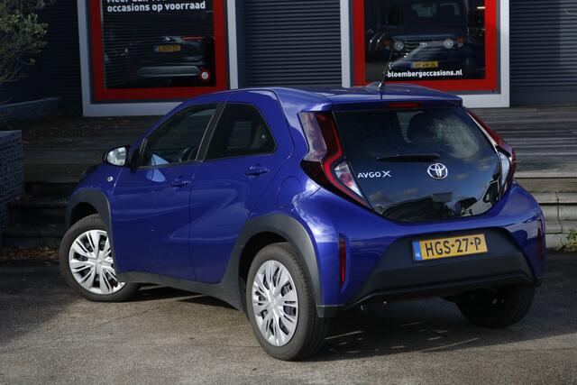 Toyota AYGO X 1.0 VVT-i MT Play | Apple Carplay | Achteruitrijcamera |
