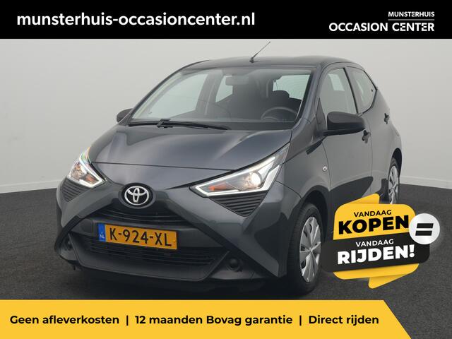 Toyota AYGO 1.0 VVT-i X-Fun - RIJKLAARPRIJS - All seasonbanden - Airco - Bluetooth