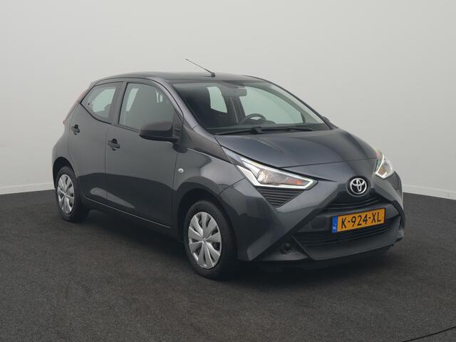Toyota AYGO 1.0 VVT-i X-Fun - RIJKLAARPRIJS - All seasonbanden - Airco - Bluetooth