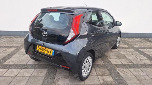 Toyota AYGO 1.0 VVT-i x-play rijklaar prijs