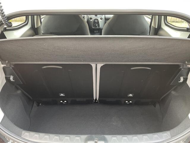 Toyota AYGO 1.0 VVT-i x-play AUTOMAAT RIJKLAAR