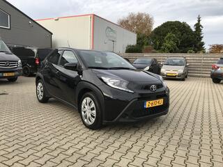 toyota-aygo-x-1.0-vvt-i-mt-play