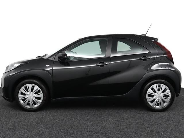 Toyota AYGO X 1.0 VVT-i MT Play | Apple Carplay/Android Auto | Airco | Parkeercamera | Adaptieve Cruise-Control |