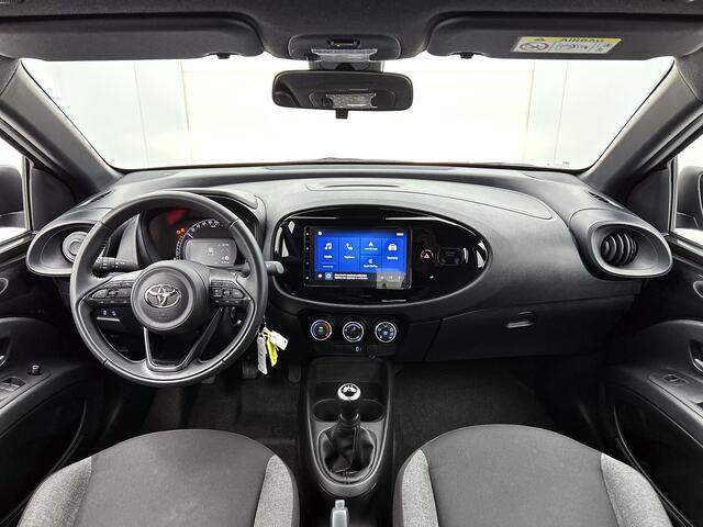 Toyota AYGO X 1.0 VVT-i MT Play | Apple Carplay/Android Auto | Airconditioning | Cruise control |
