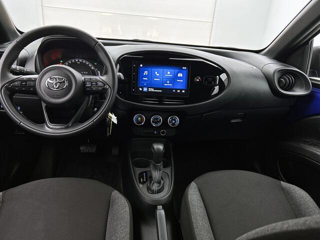 Toyota AYGO X 1.0 VVT-i S-CVT Play | Camera | Airconditioning | Metallic lak |