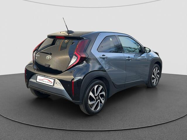 Toyota AYGO X 1.0 VVT-i MT Envy | Adaptive | Lane assist | Carplay | Keyless