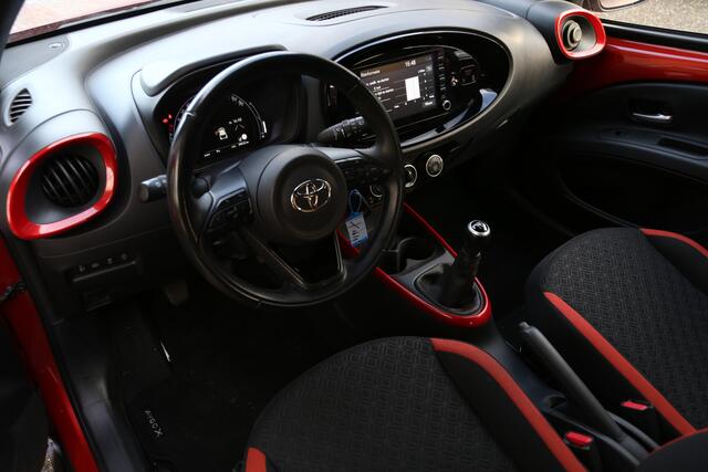 Toyota AYGO X 1.0 VVT-i MT Pulse Camera ACC