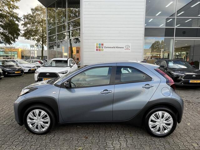 Toyota AYGO X 1.0 VVT-i MT Play