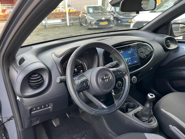 Toyota AYGO X 1.0 VVT-i MT Play