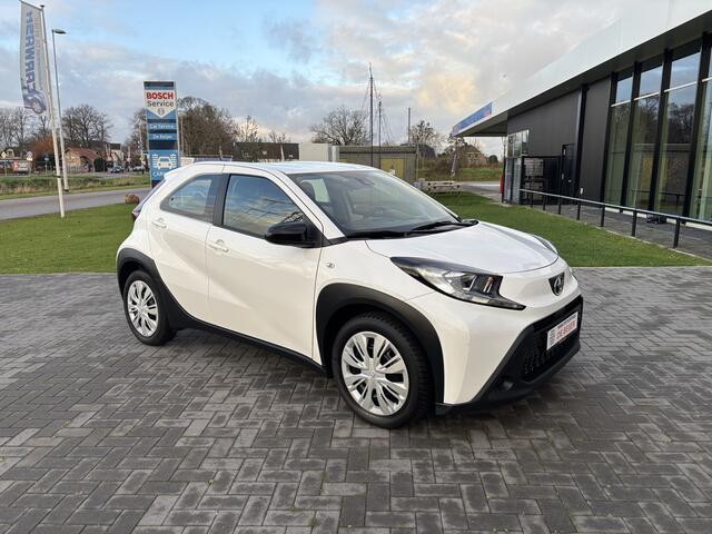 Toyota AYGO X 1.0 VVT-i S-CVT Automaat Airco I Camera I Carplay