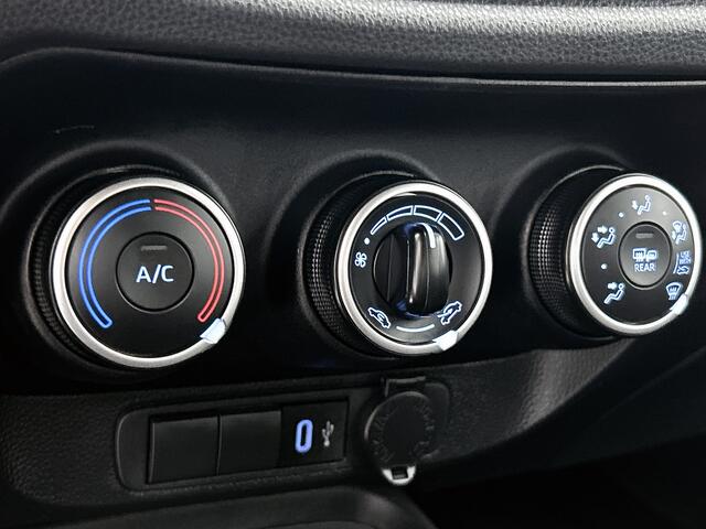 Toyota AYGO X 1.0 VVT-i MT Play | Apple Carplay/Android Auto | Parkeercamera Achter | Cruise Control Adaptief |