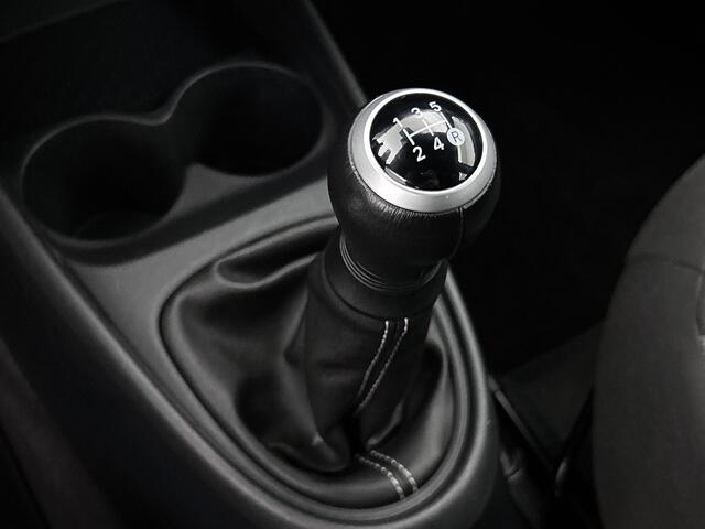 Toyota AYGO X 1.0 VVT-i MT Play | Apple Carplay/Android Auto | Parkeercamera Achter | Cruise Control Adaptief |