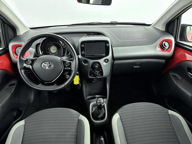 Toyota AYGO 1.0 VVT-i x-play | NL-auto | Airco | Parkeercamera | Apple Carplay -/ Android Auto |