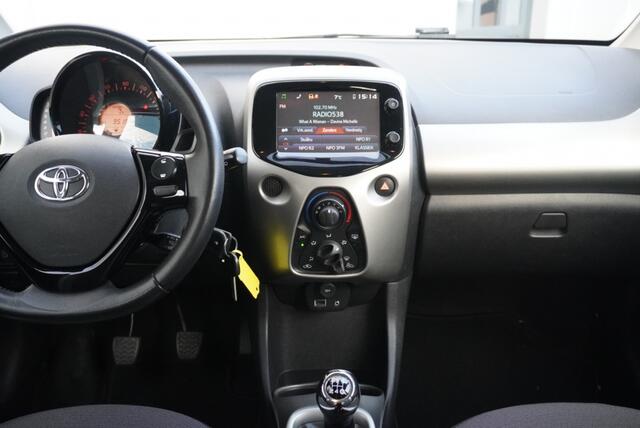 Toyota AYGO 1.0 VVT-i x-play Camera | NAP | Airco | Bluetooth
