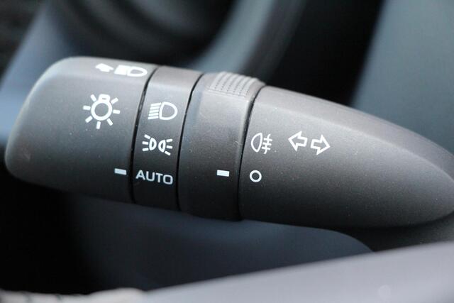 Toyota AYGO X 1.0 VVT-i MT Play **ADPATIEF CRUISE CONTROL/ AIRCO/ APPLE CARPLAY/ PARKEERCAMERA/ GARANTIE**