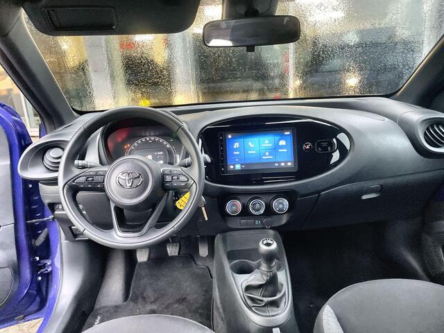 Toyota AYGO X 1.0 VVT-i MT Play