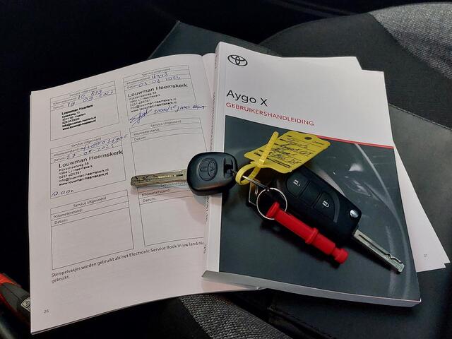 Toyota AYGO X 1.0 VVT-i S-CVT first AUTOMAAT | TREKHAAK | rijklaarprijs!!