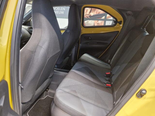 Toyota AYGO X Hybrid 115 GR Sport | Nu nieuw te bestellen bij Bloemberg Arnhem |