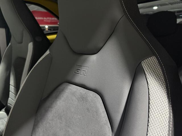 Toyota AYGO X Hybrid 115 GR Sport NIEUW MODEL | JBL-AUDIO | 18'' LM-VELGEN | KEYLESS | PARKEERSENSOREN V+A | STOELVERW | NAVI | CLIMA