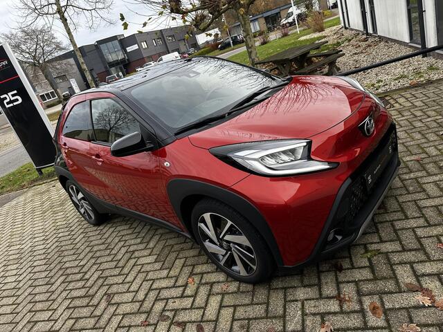 Toyota AYGO X 1.0 VVT-i S-CVT Envy Navi | JBL | Camera | Two-Tone