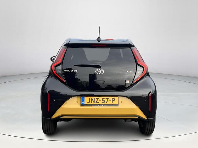 Toyota AYGO X Hybrid 115 GR Sport | Apple CarPlay/Android auto | Achteruitrijcamera | Verwarmde voorstoelen