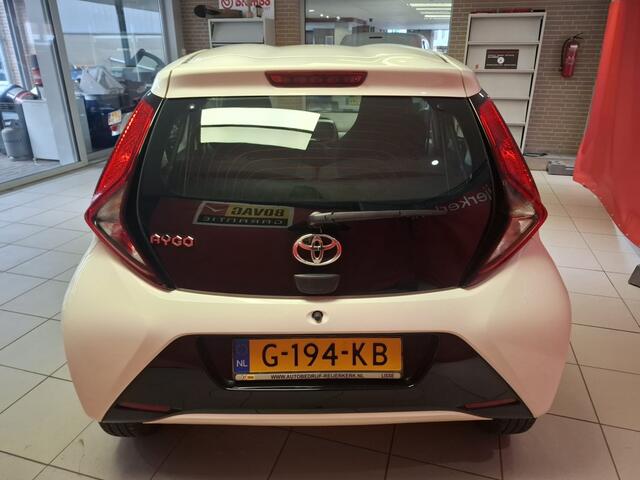 Toyota AYGO 1.0 VVT-i x-play, AUTOMAAT