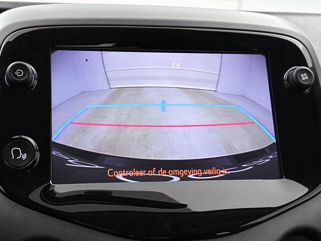 Toyota AYGO 1.0 VVT-i x-play cabrio | NL auto | Panoramisch vouwdak |