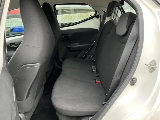 Toyota AYGO 1.0 VVT-i x-fun | Airco | Bluetooth Telefoon | Dealeronderhouden |