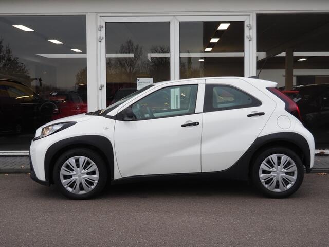 Toyota AYGO X 1.0 VVT-i MT Play| Cruise Controle| Carplay