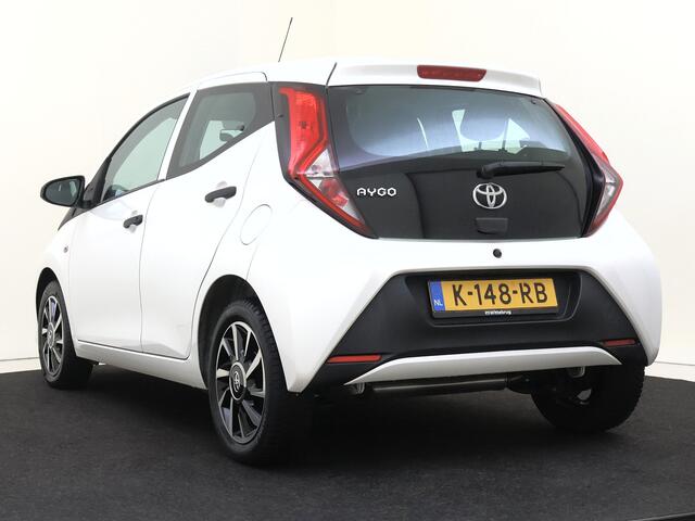 Toyota AYGO 1.0 VVT-i x-fun