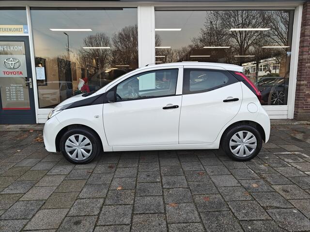 Toyota AYGO 1.0 VVT-i x-fun