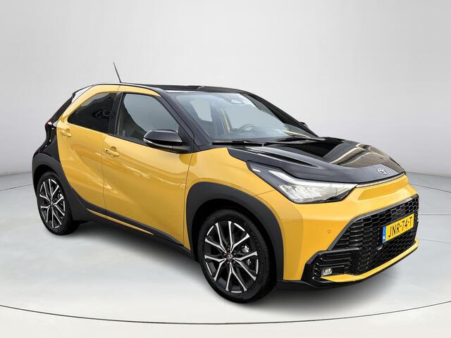 Toyota AYGO X Hybrid 115 GR Sport **HYBRIDE/ KEYLESS/ STOELVERWARMING/ ADAPTIEF CRUISE CONTROL/ GARANTIE**